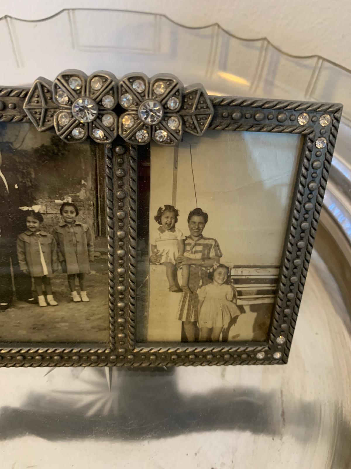 Jacob, Georgette et Jeanine, avec les rubans. *« Très européens, bien habillés, très éduqués, très à cheval sur la fourchette et le couteau. »*